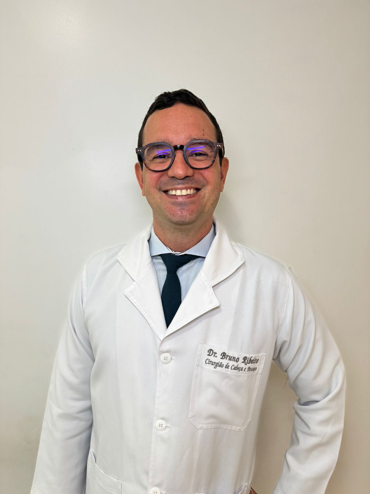 Dr. Bruno Ribeiro
